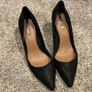 Tahari Stiletto Shoe